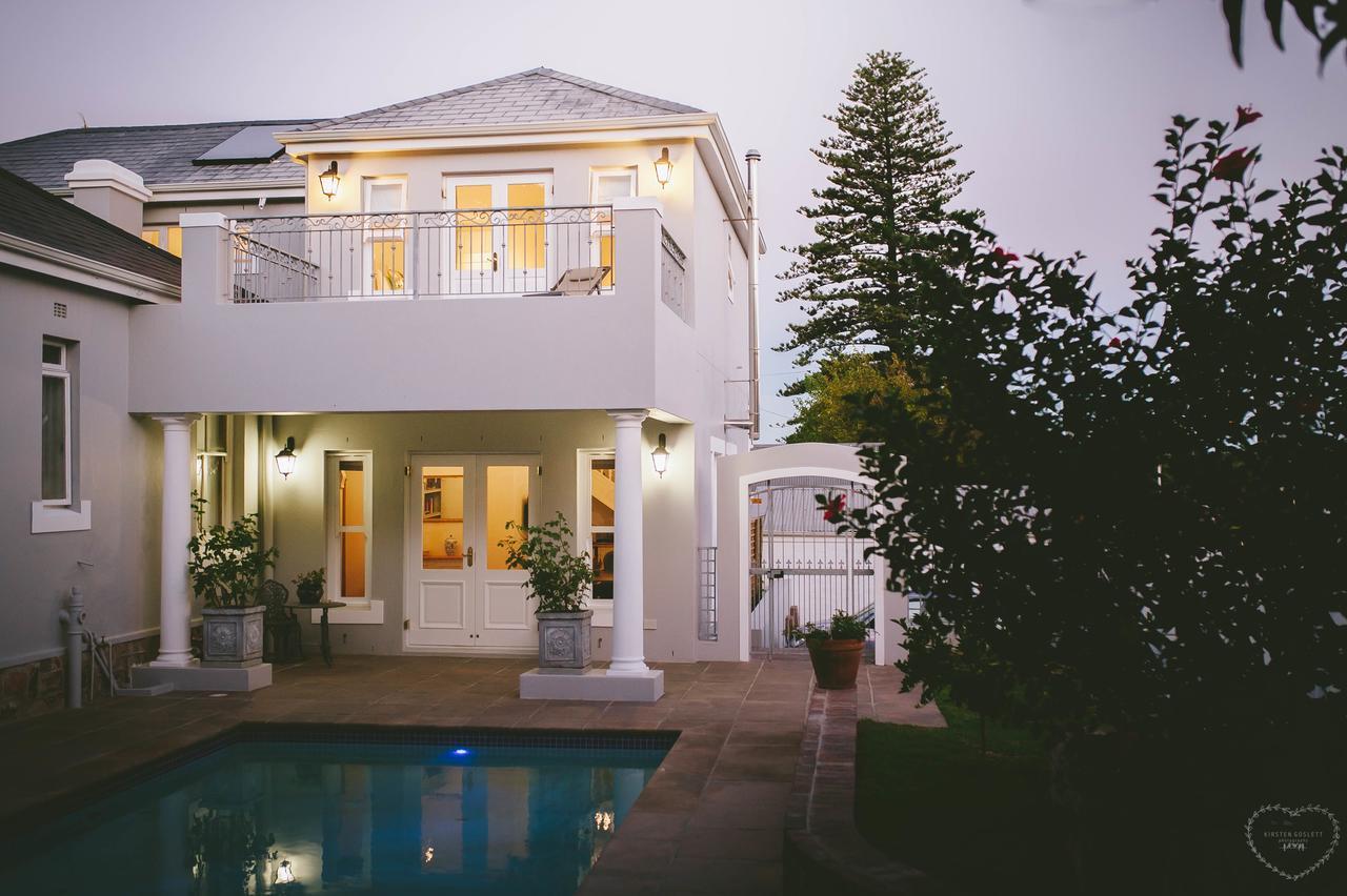 The Victorian Goose (adults Only) 4*